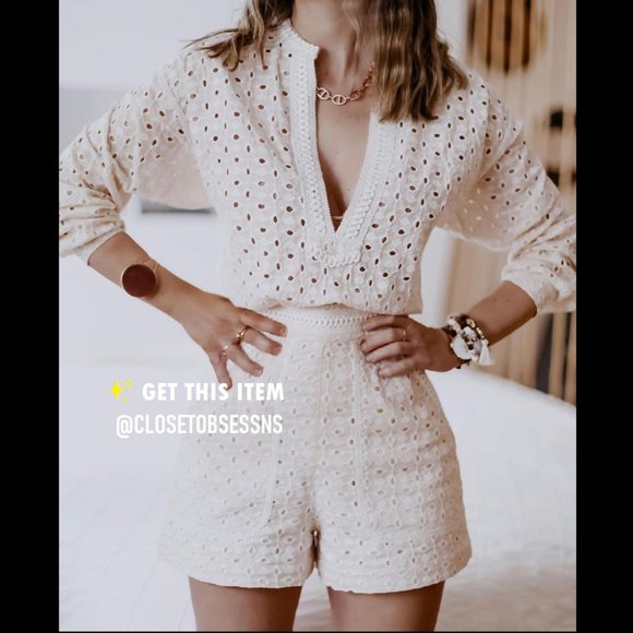SOLD! ZARA Embroidered Eyelet Shorts* - Picture 8 of 16